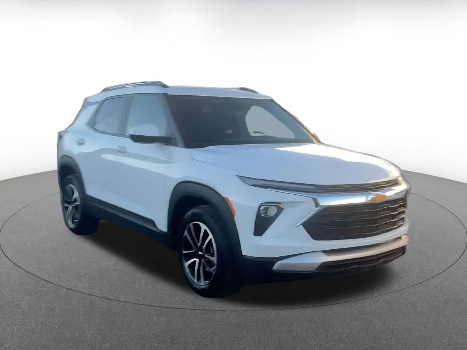 Thumbnail: 2025 Chevrolet TrailBlazer - 3