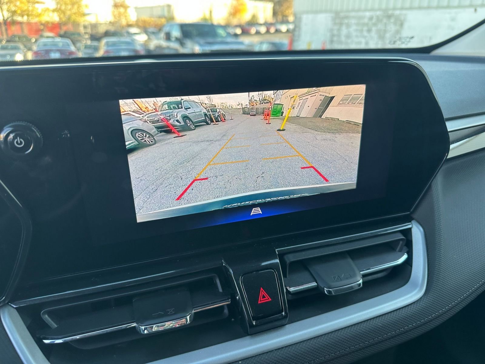 Thumbnail: 2025 Chevrolet TrailBlazer - 17