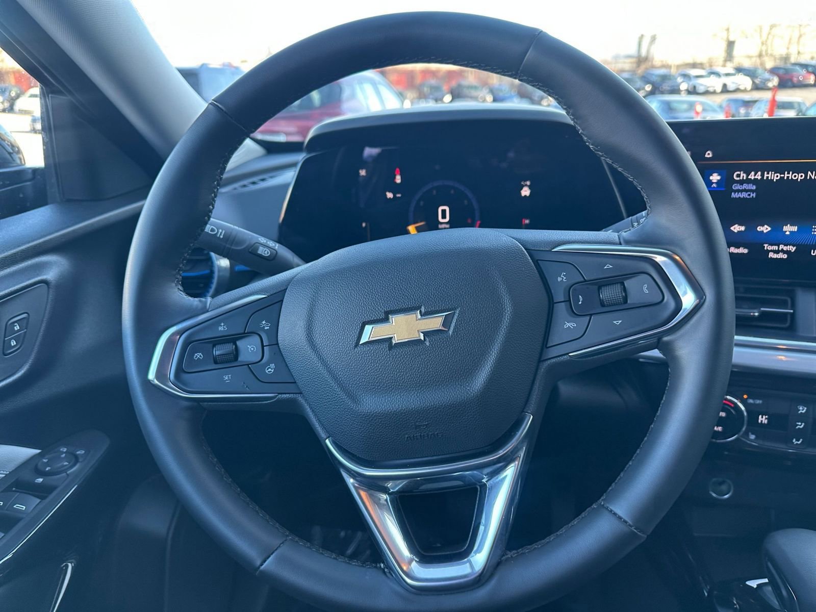 Thumbnail: 2025 Chevrolet Trax - 25