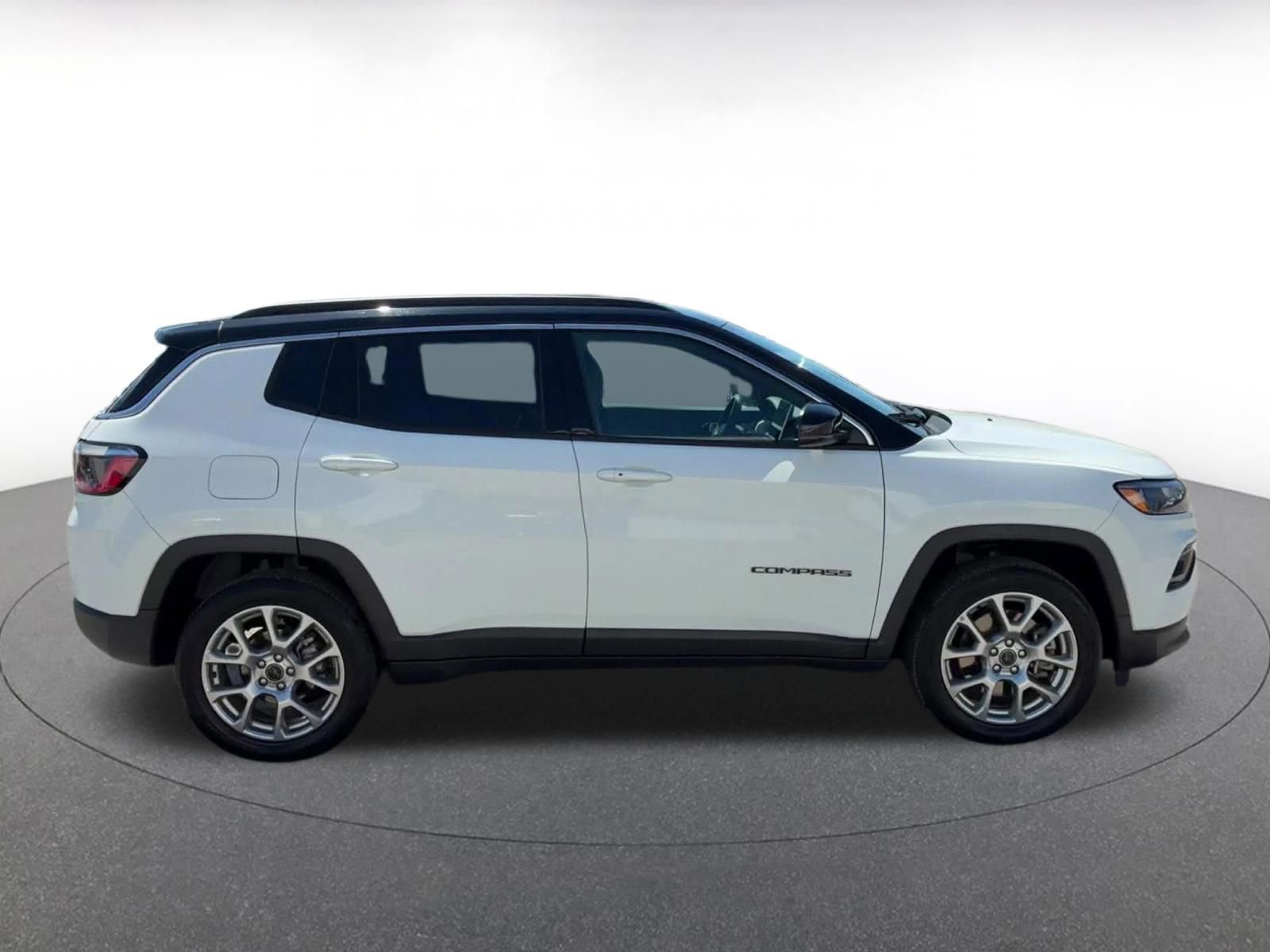 Thumbnail: 2025 Jeep Compass - 16