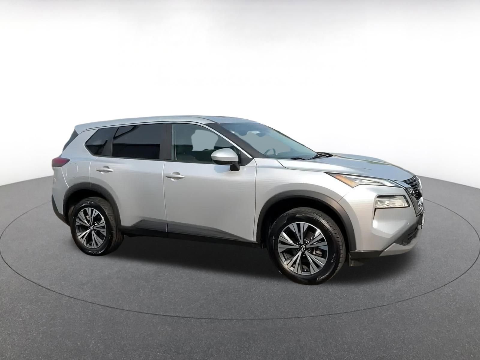 Thumbnail: 2023 Nissan Rogue - 2