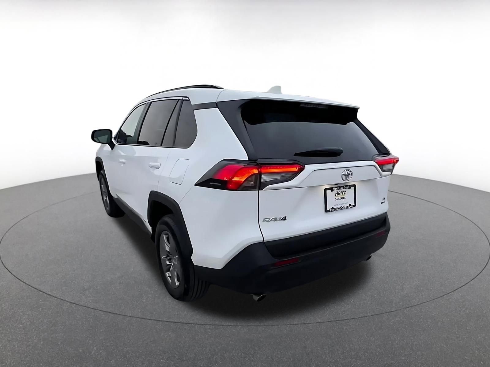 Thumbnail: 2025 Toyota RAV4 - 11