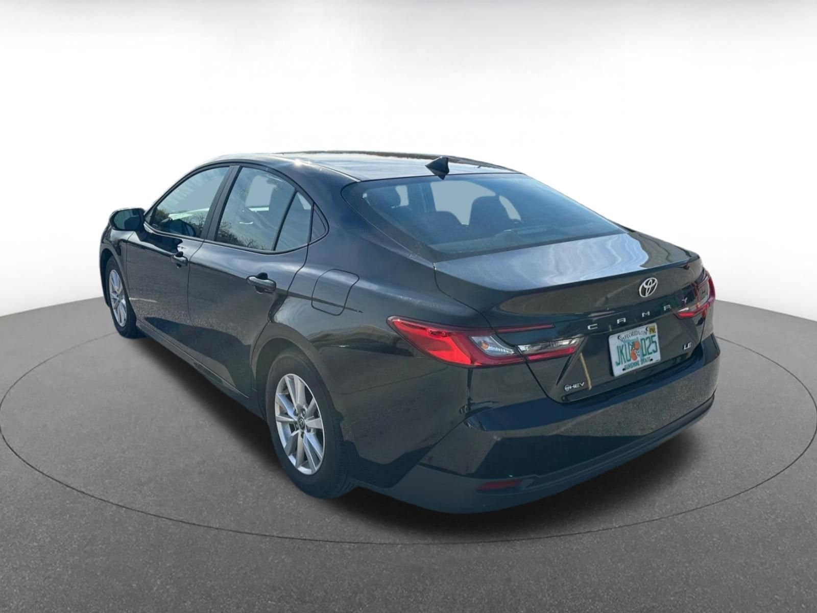 Thumbnail: 2025 Toyota Camry - 6