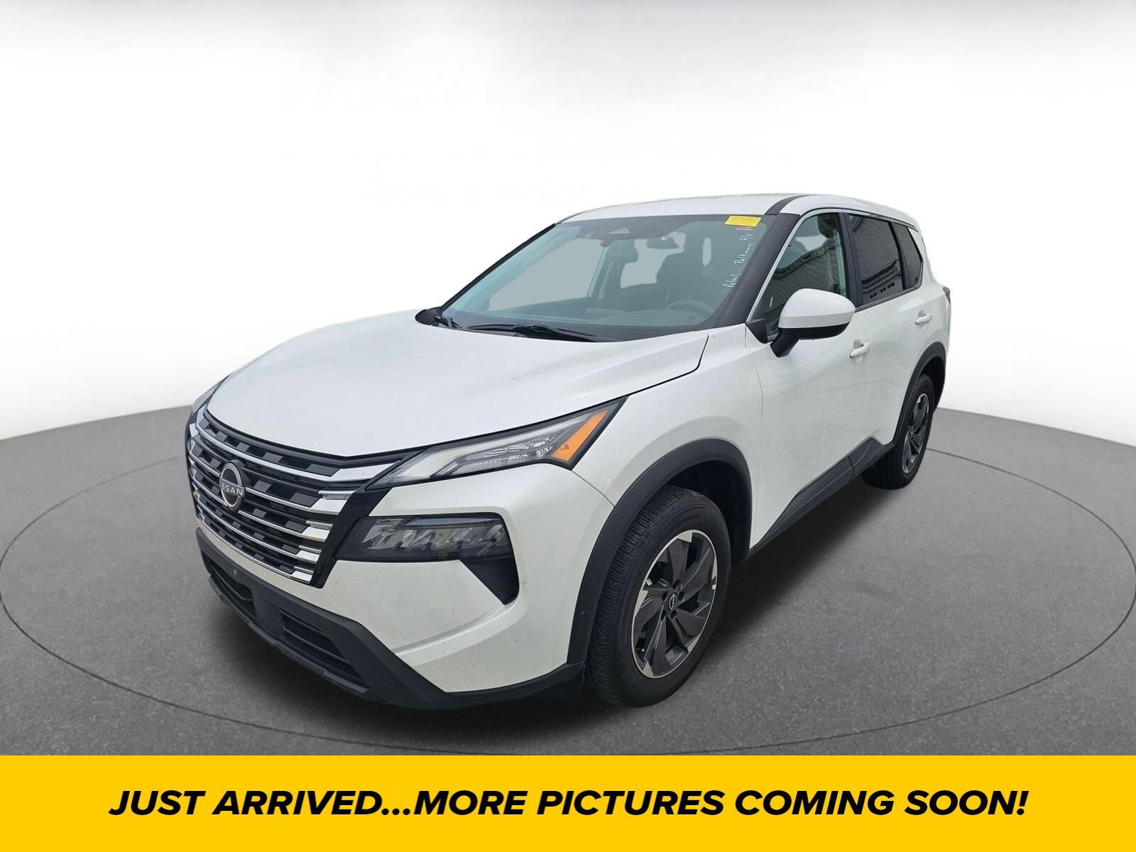 2024 Nissan Rogue SV 3