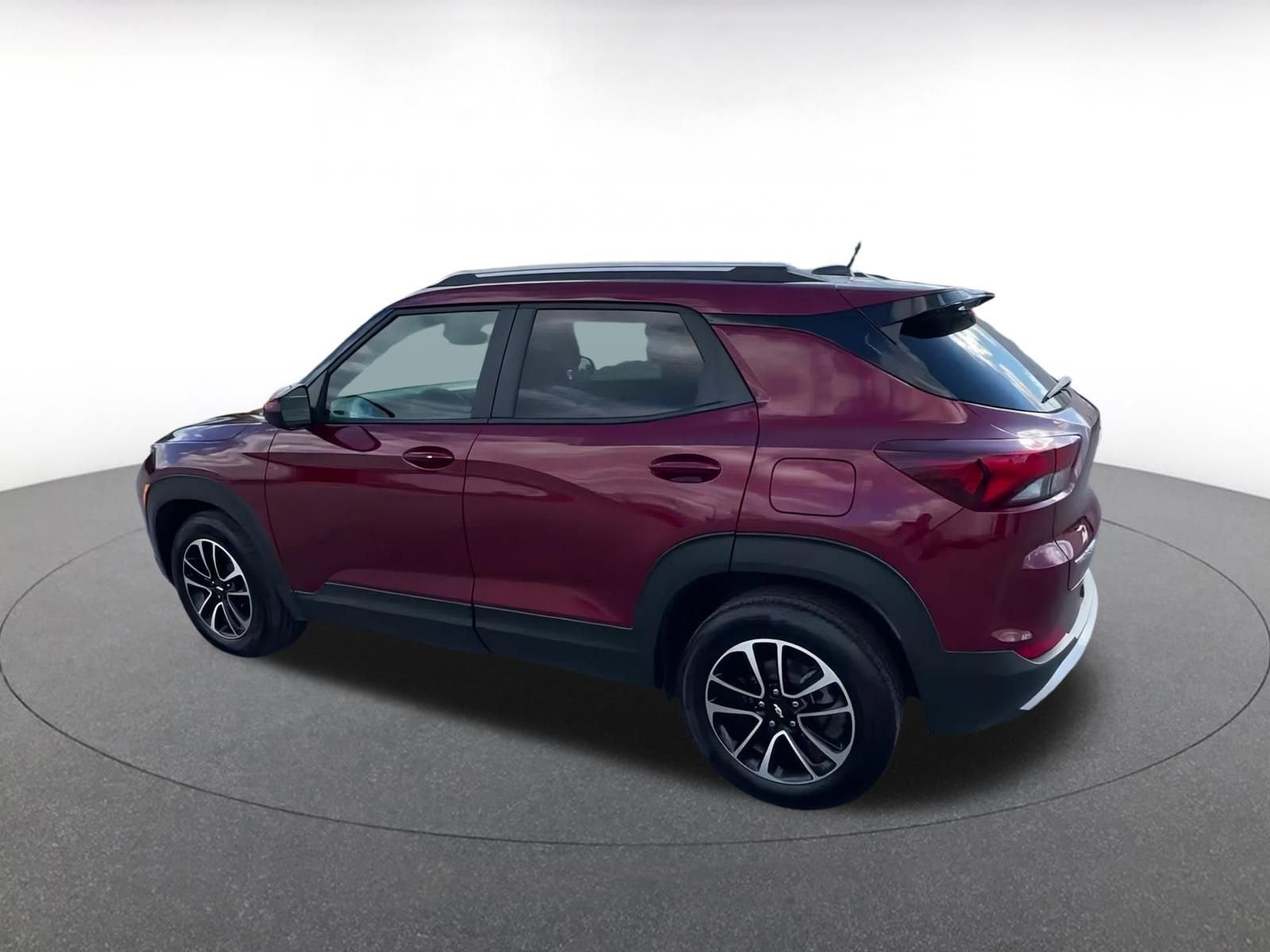 Thumbnail: 2025 Chevrolet TrailBlazer - 10