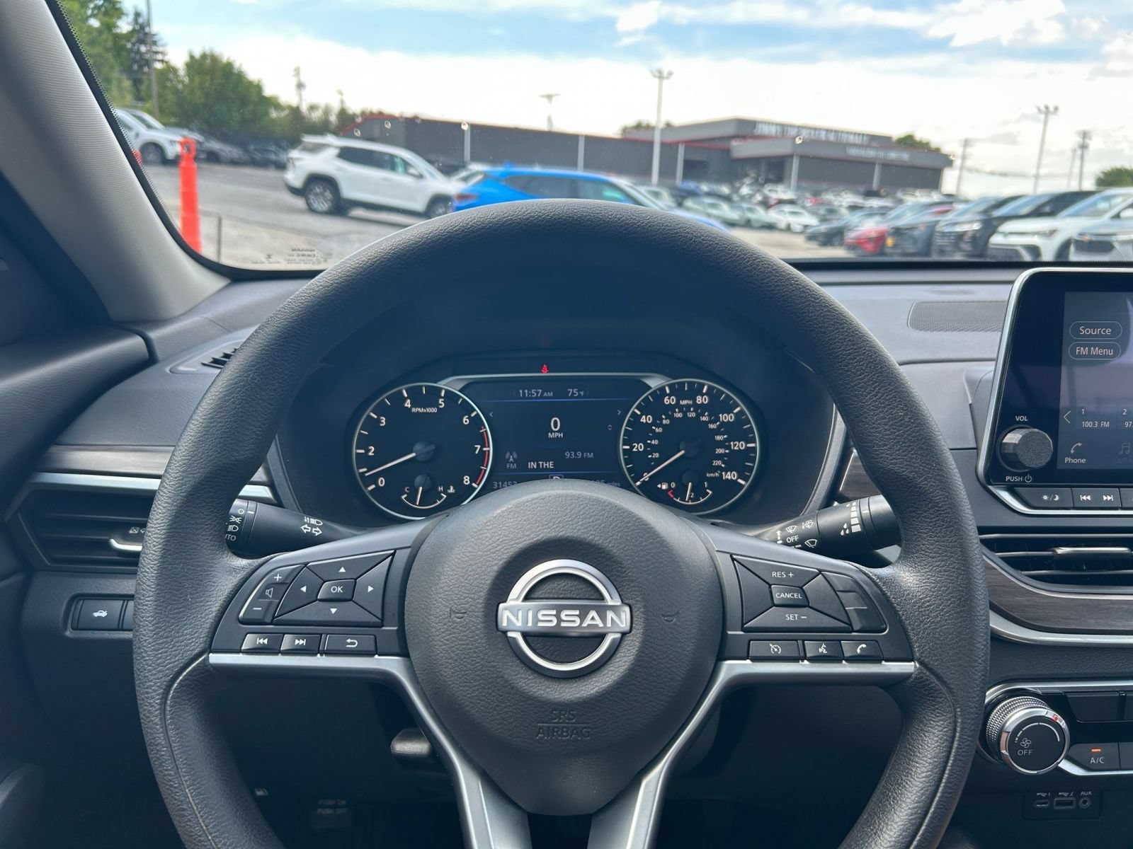 Thumbnail: 2025 Nissan Altima - 24