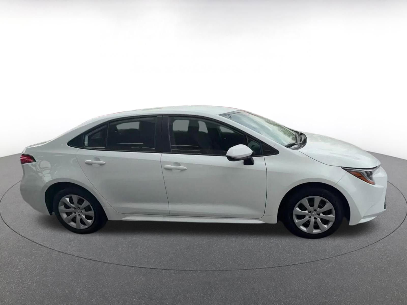 Thumbnail: 2025 Toyota Corolla - 16