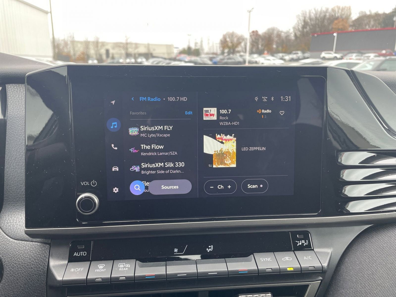 Thumbnail: 2025 Toyota Camry - 21