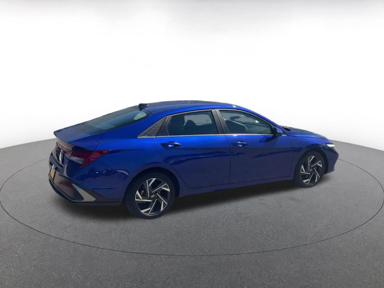 Thumbnail: 2025 Hyundai Elantra - 14