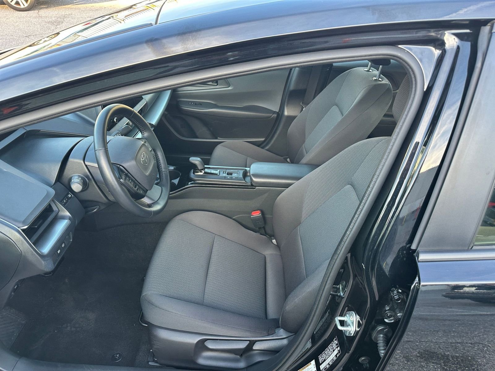 Thumbnail: 2025 Toyota Prius - 25