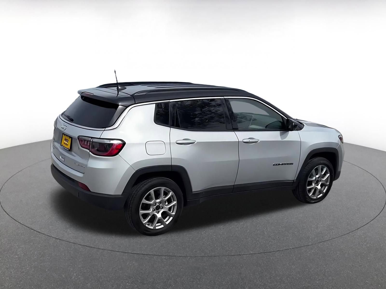 Thumbnail: 2025 Jeep Compass - 14