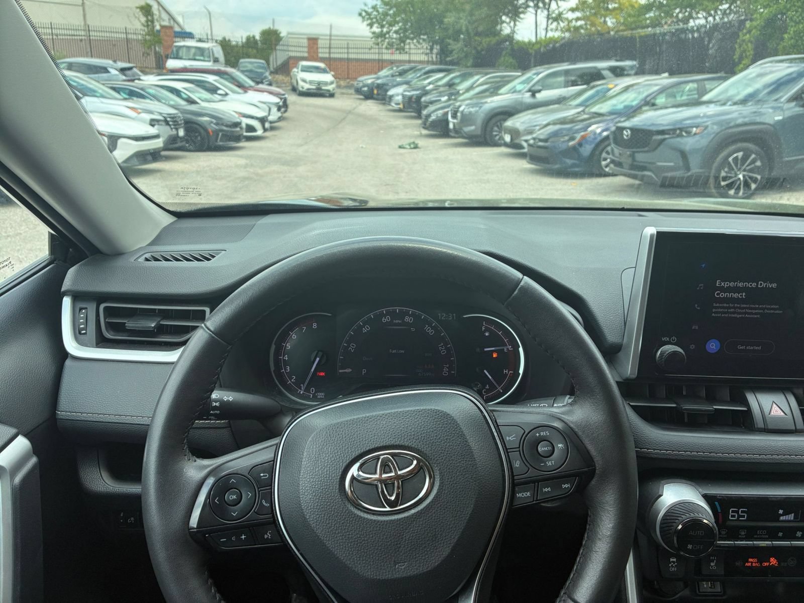 Thumbnail: 2024 Toyota RAV4 - 28