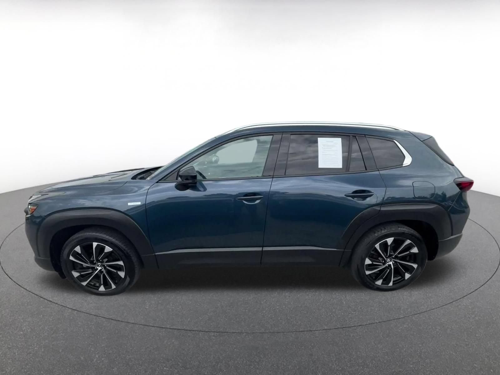 Thumbnail: 2025 Mazda CX-50 - 8
