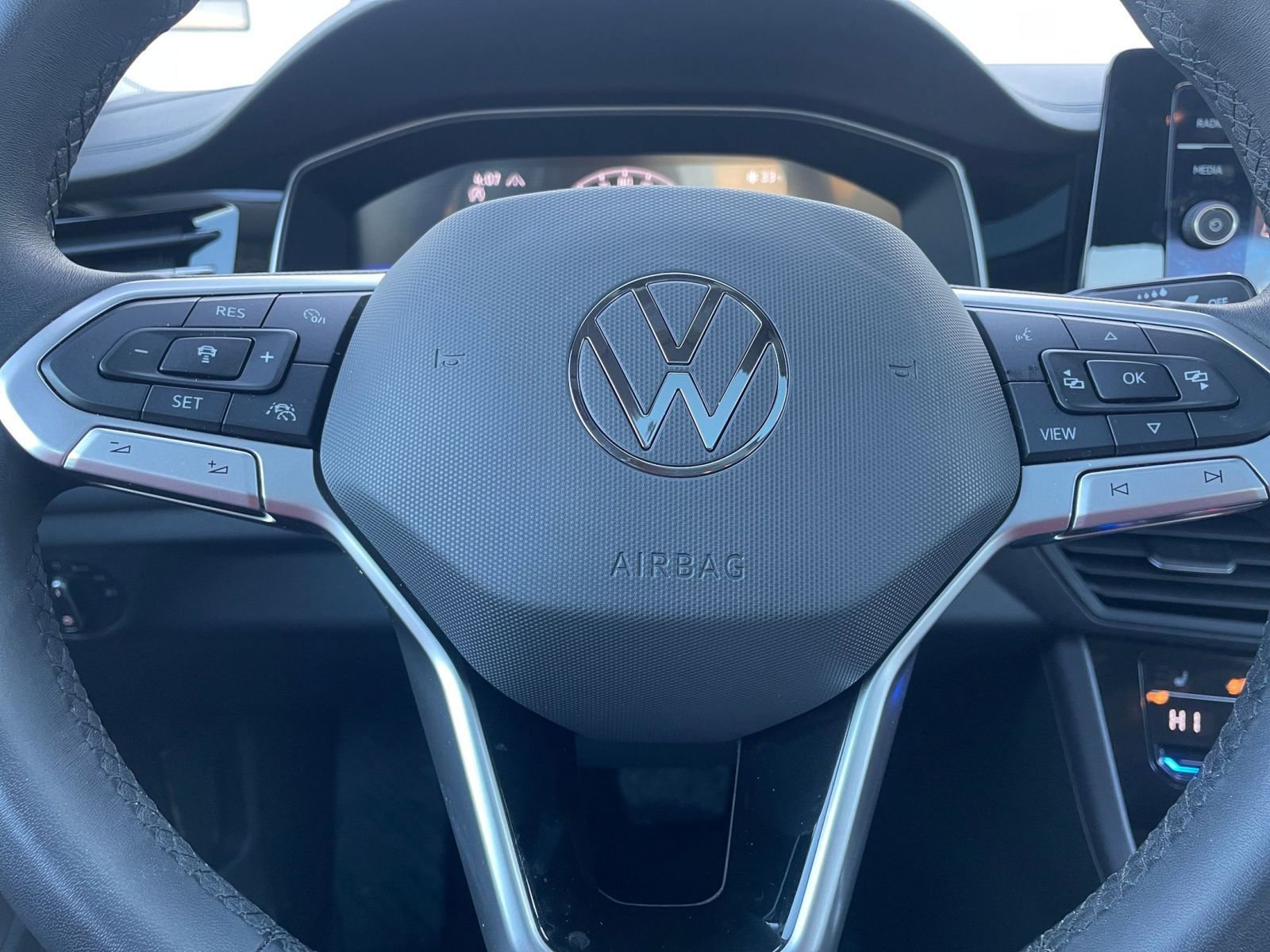 Thumbnail: 2025 Volkswagen Jetta - 27