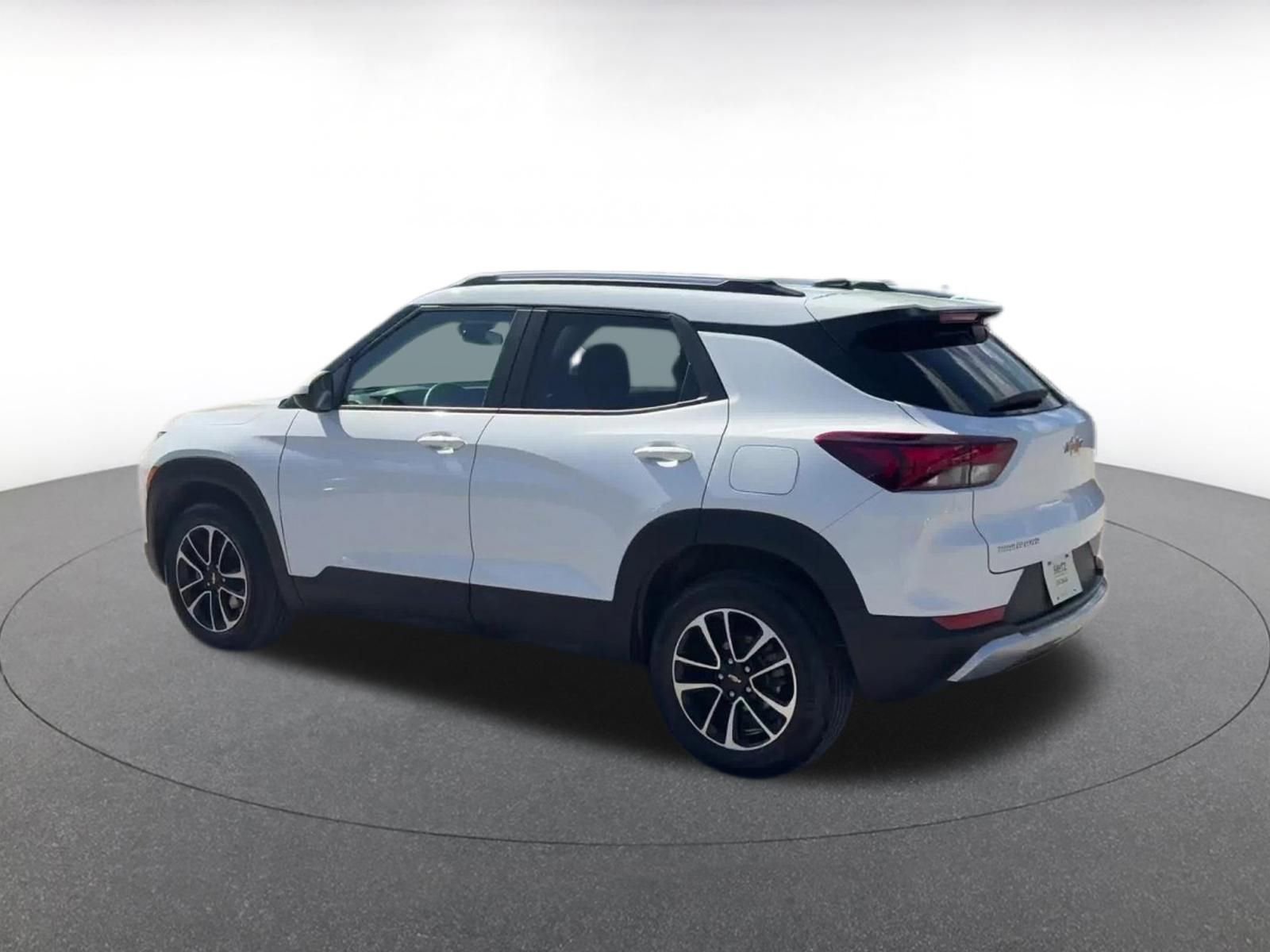 Thumbnail: 2025 Chevrolet TrailBlazer - 10