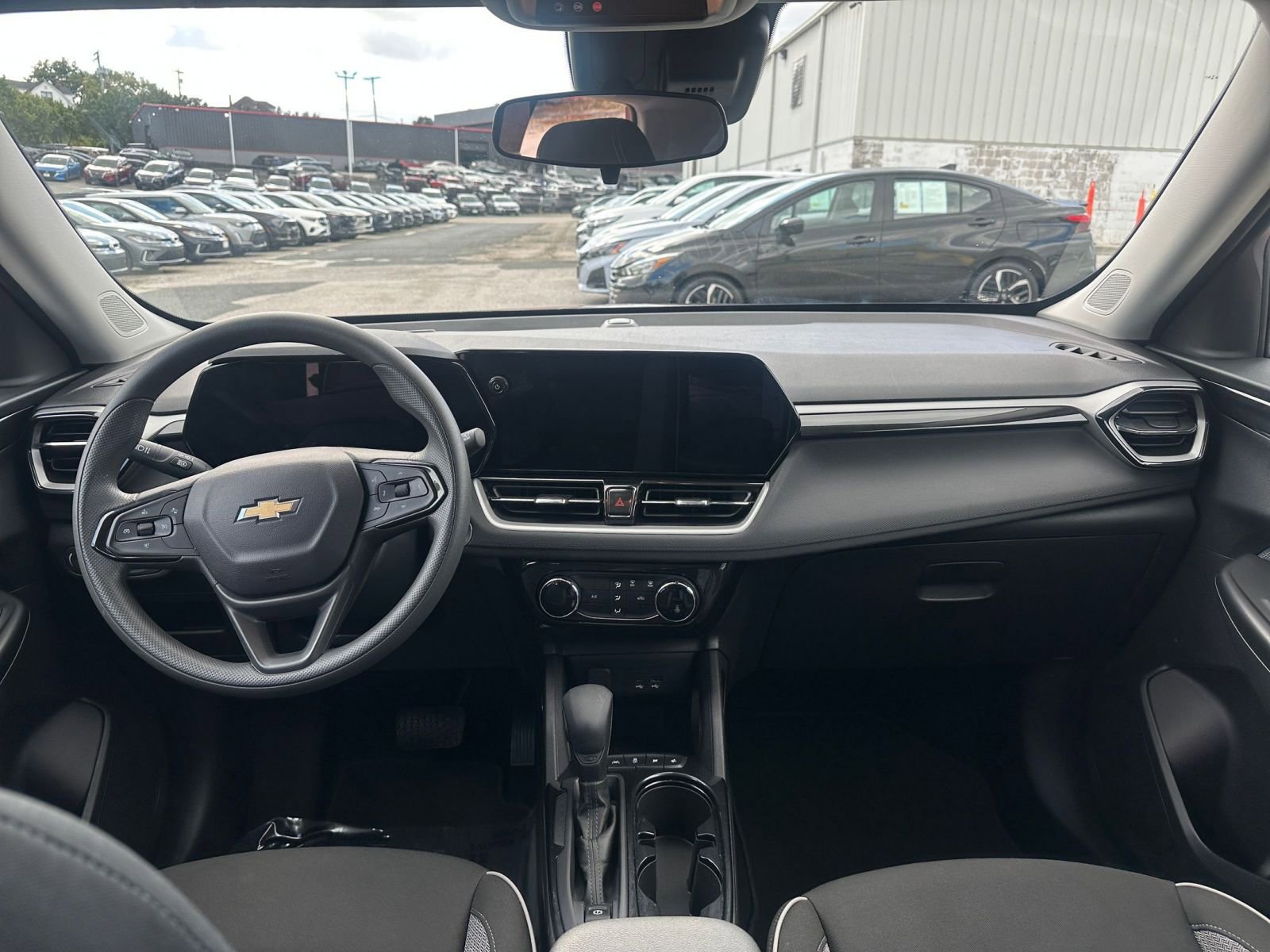 Thumbnail: 2025 Chevrolet TrailBlazer - 31