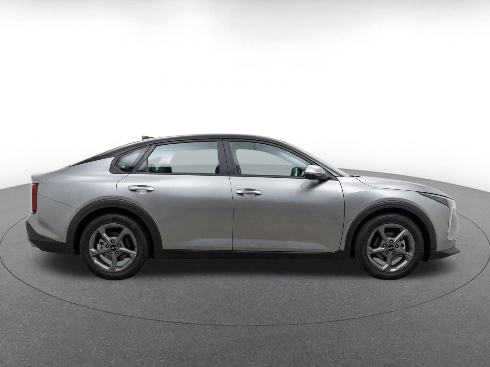 Thumbnail: 2025 Kia K4 - 10