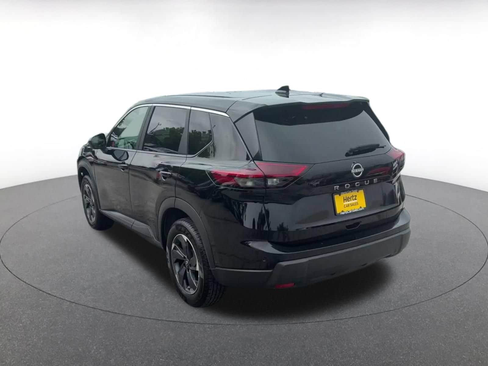Thumbnail: 2025 Nissan Rogue - 10