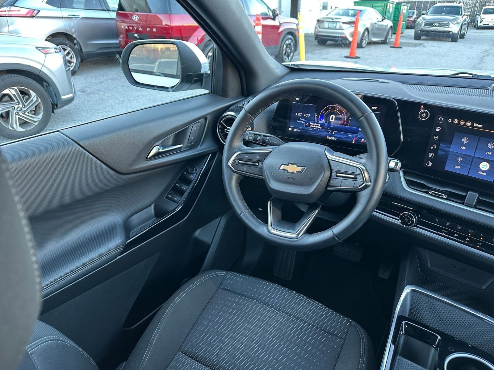 Thumbnail: 2025 Chevrolet Equinox - 33