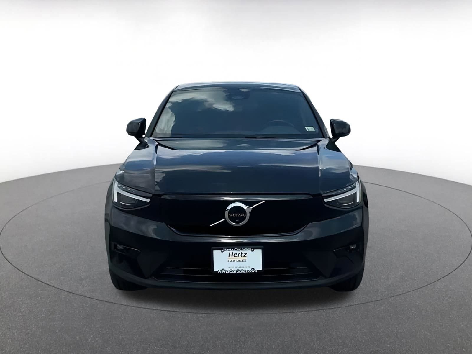Thumbnail: 2023 Volvo C40 - 4