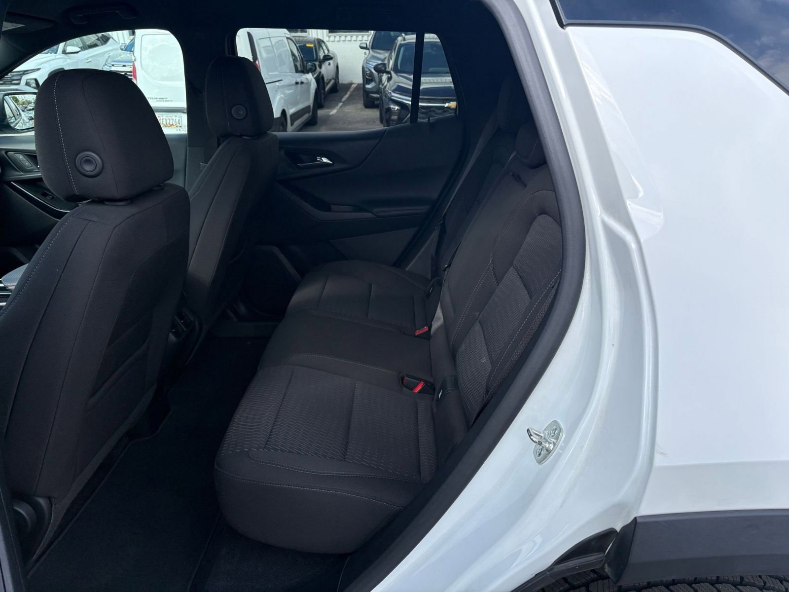 Thumbnail: 2025 Chevrolet Equinox - 25