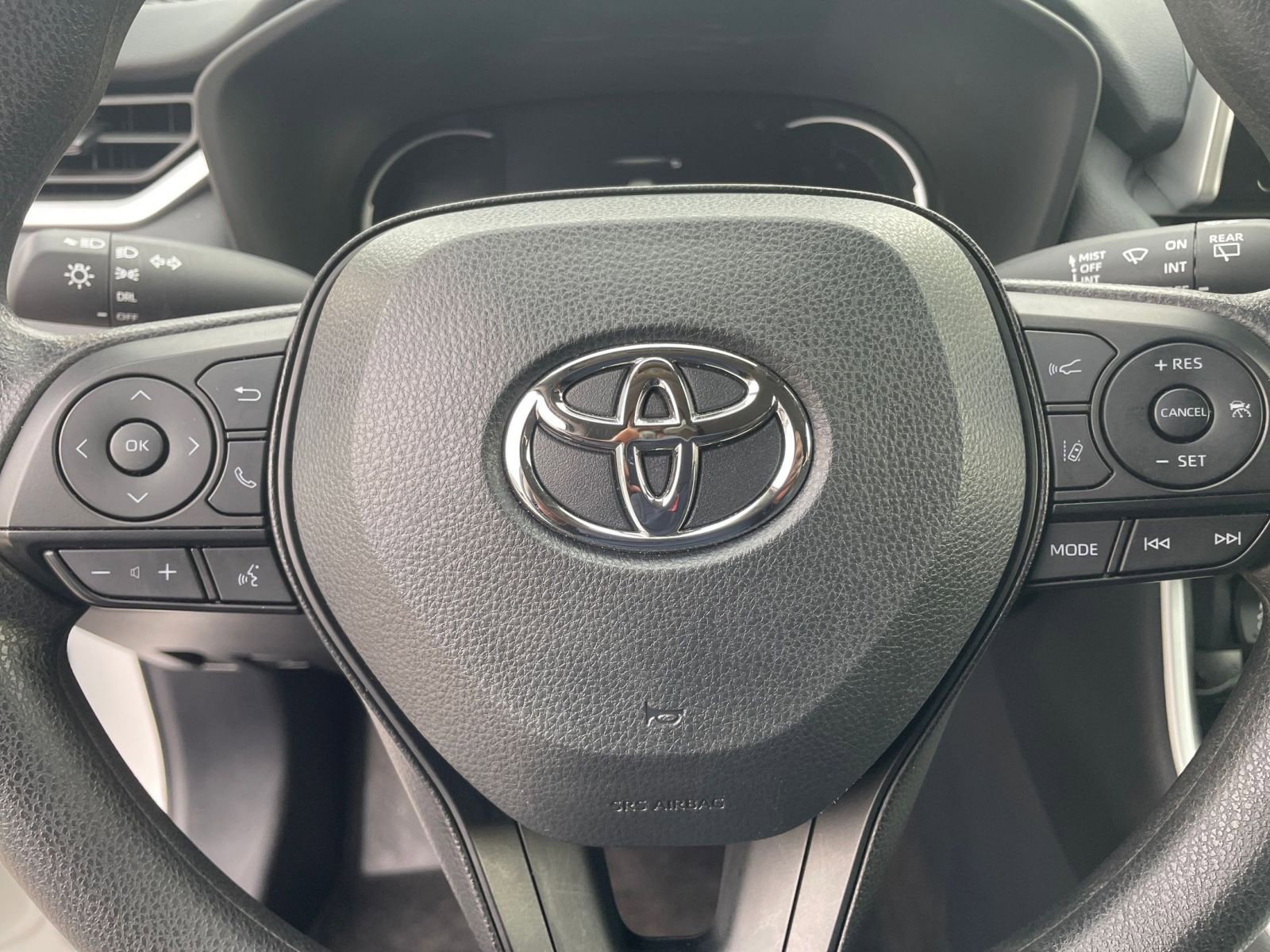 Thumbnail: 2025 Toyota RAV4 - 27