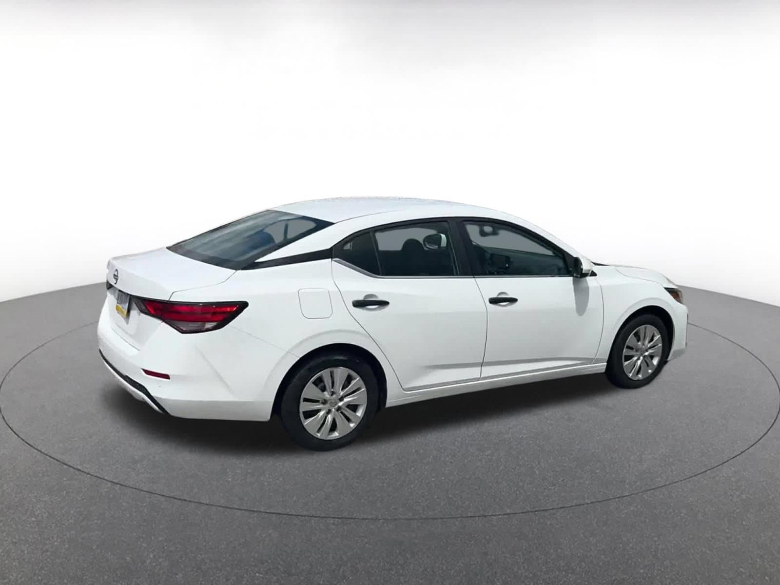 Thumbnail: 2025 Nissan Sentra - 14