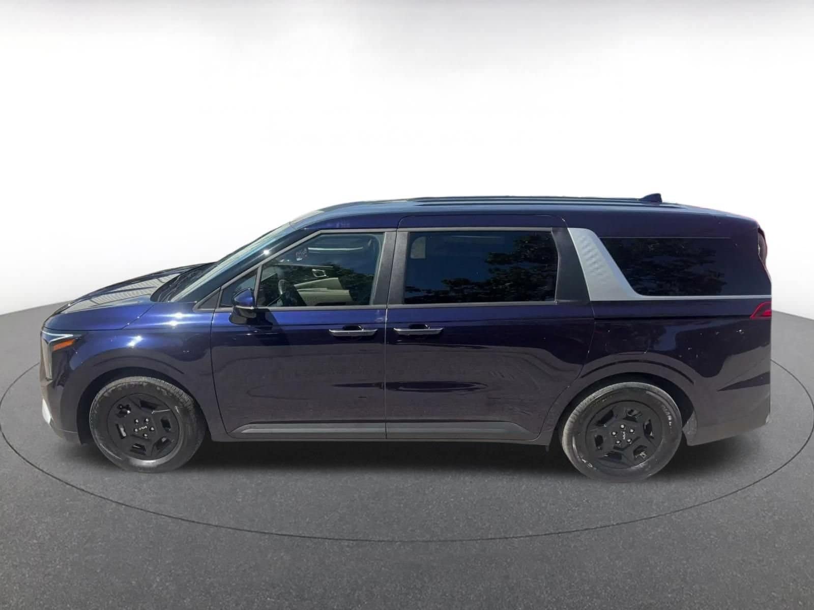 Thumbnail: 2026 Kia Carnival - 8
