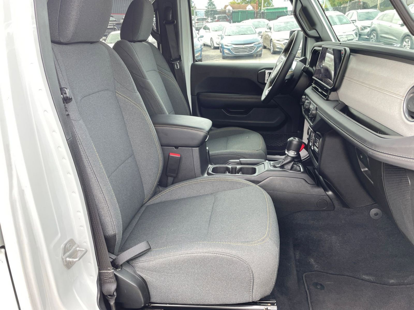 Thumbnail: 2025 Jeep Wrangler - 35