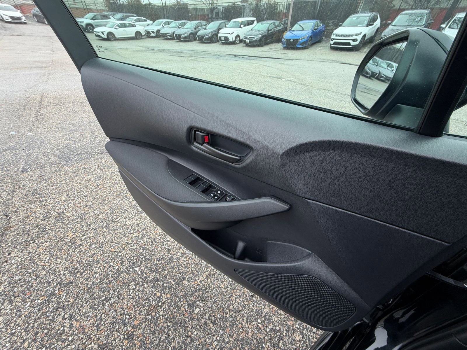 Thumbnail: 2025 Toyota Corolla - 18