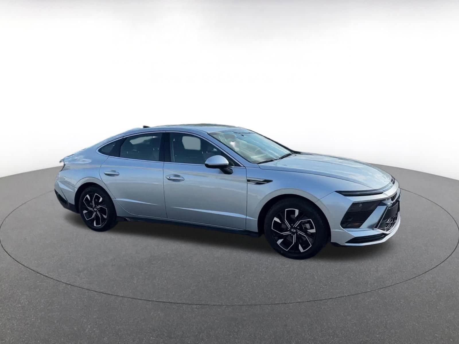 Thumbnail: 2025 Hyundai Sonata - 2
