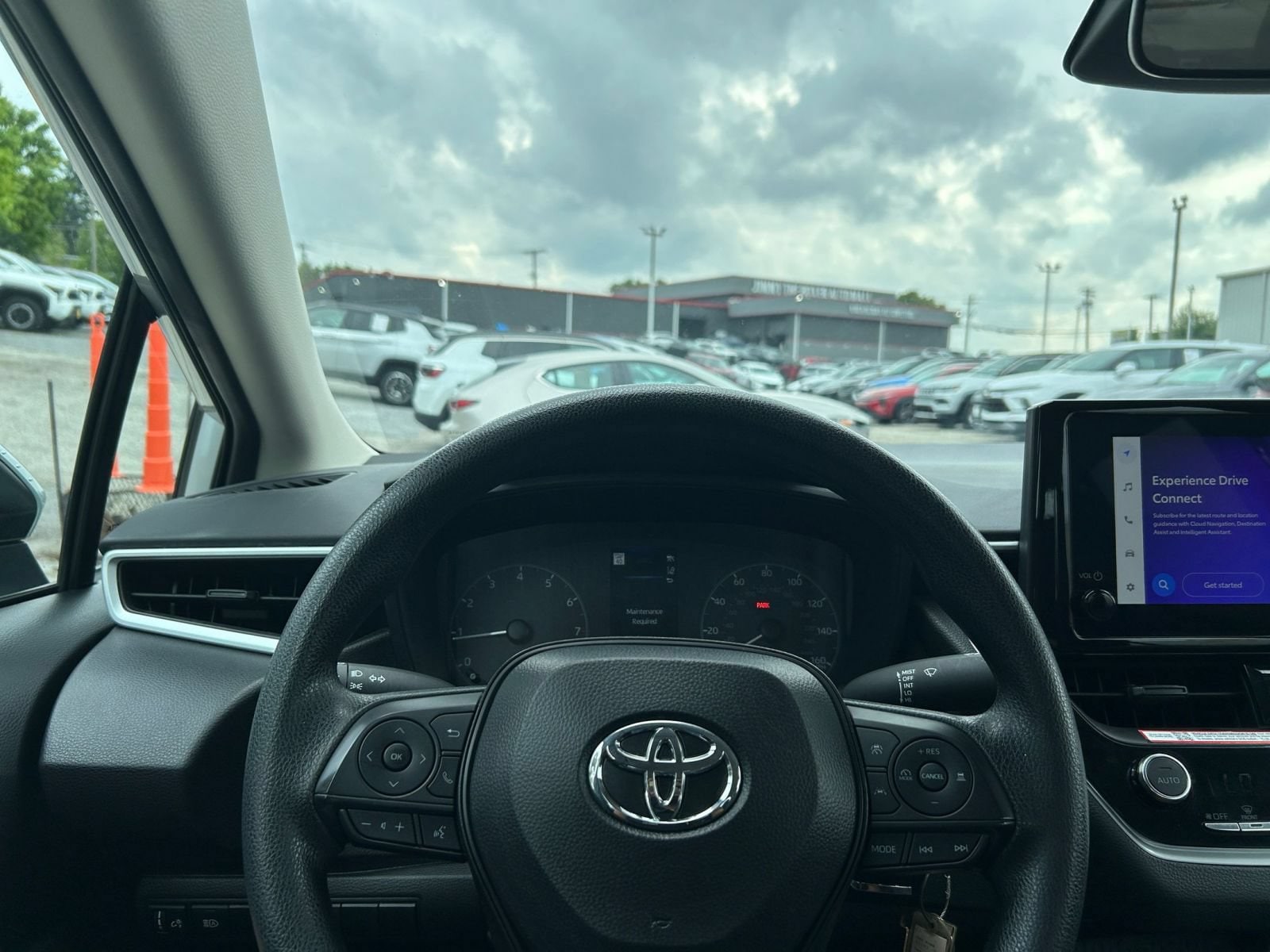 Thumbnail: 2025 Toyota Corolla - 28