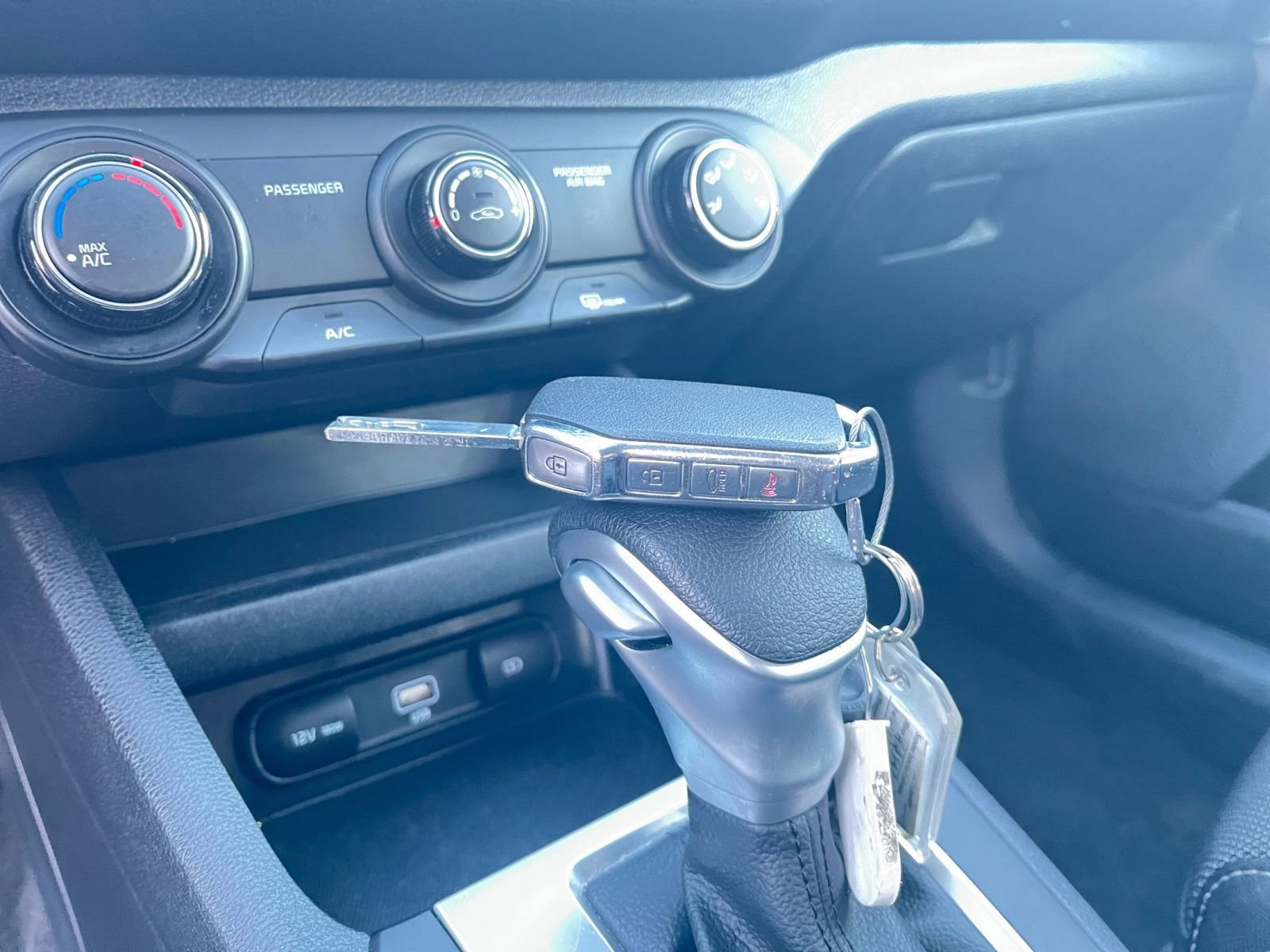 Thumbnail: 2024 Kia Forte - 21