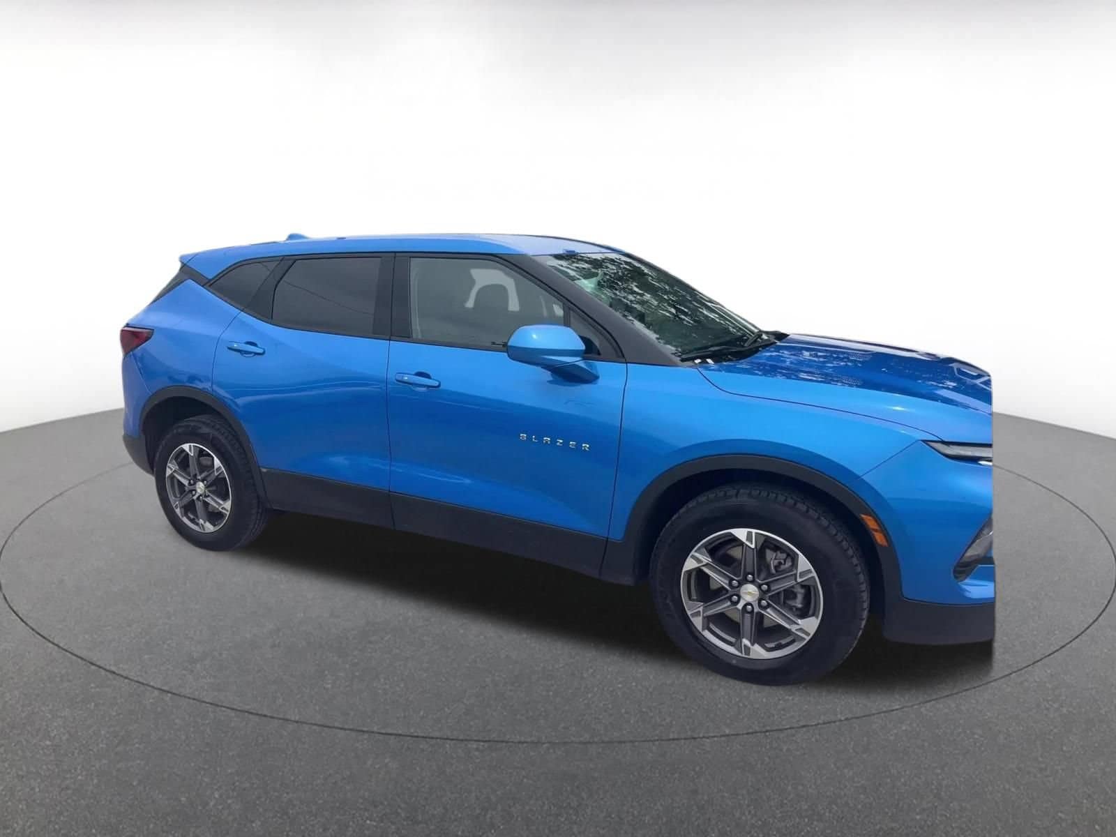 Thumbnail: 2025 Chevrolet Blazer - 2
