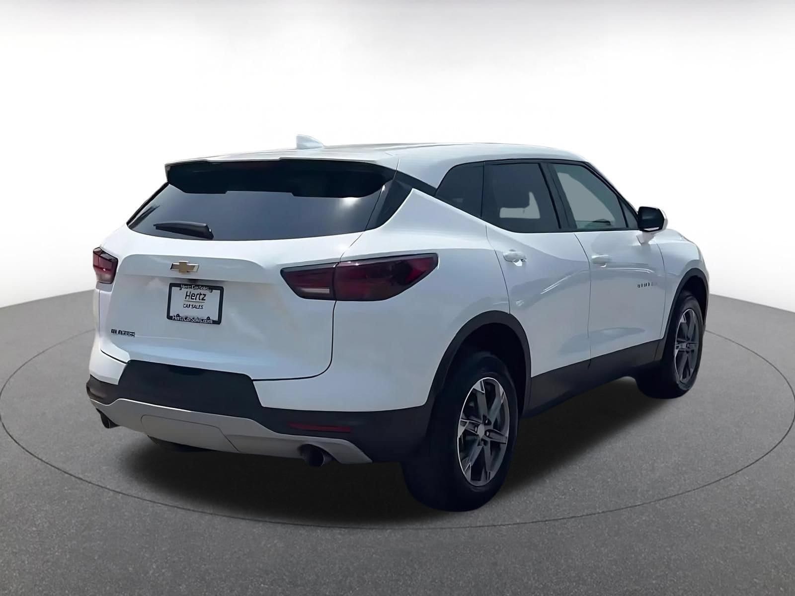 Thumbnail: 2025 Chevrolet Blazer - 11