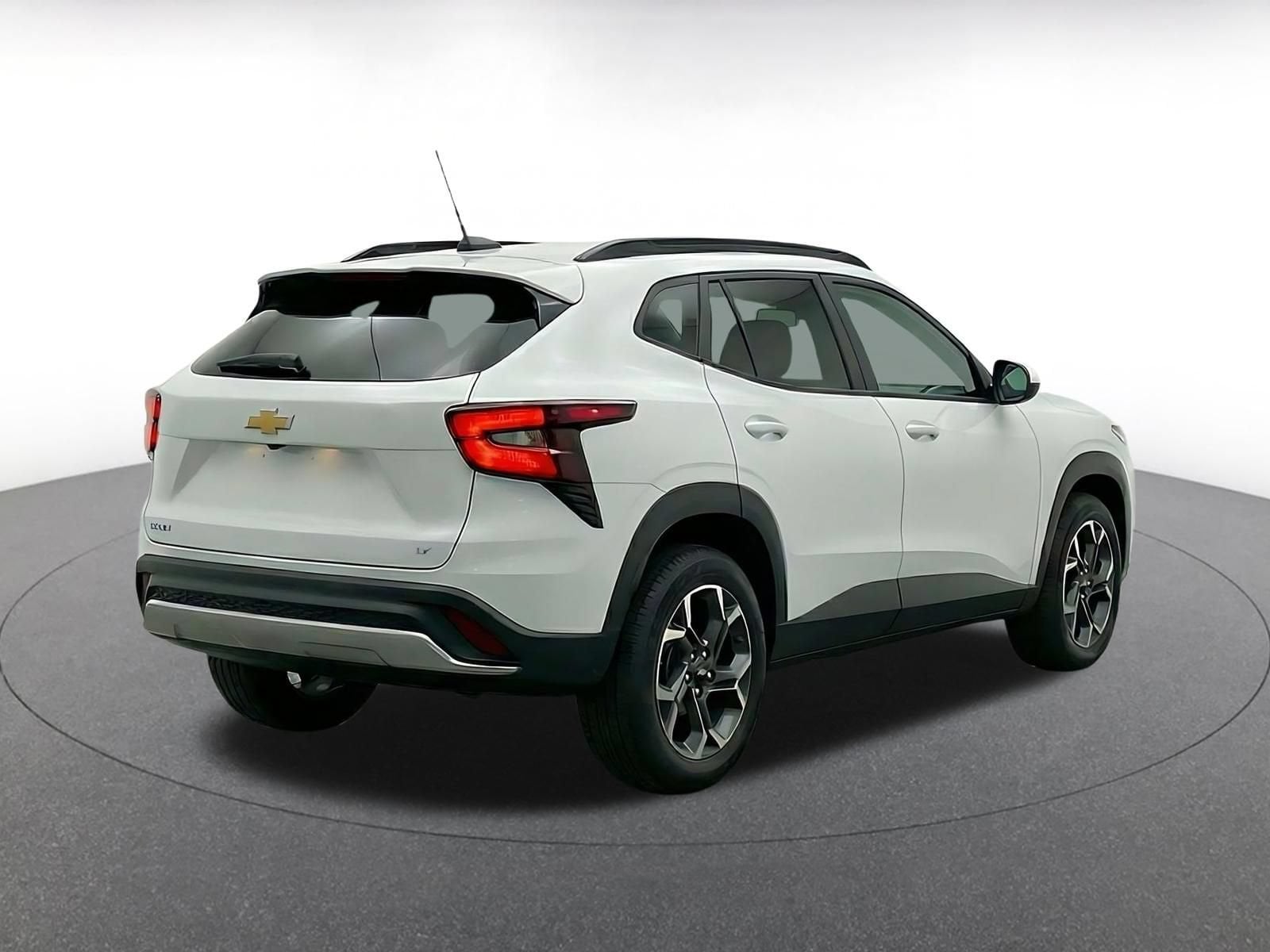 Thumbnail: 2025 Chevrolet Trax - 9