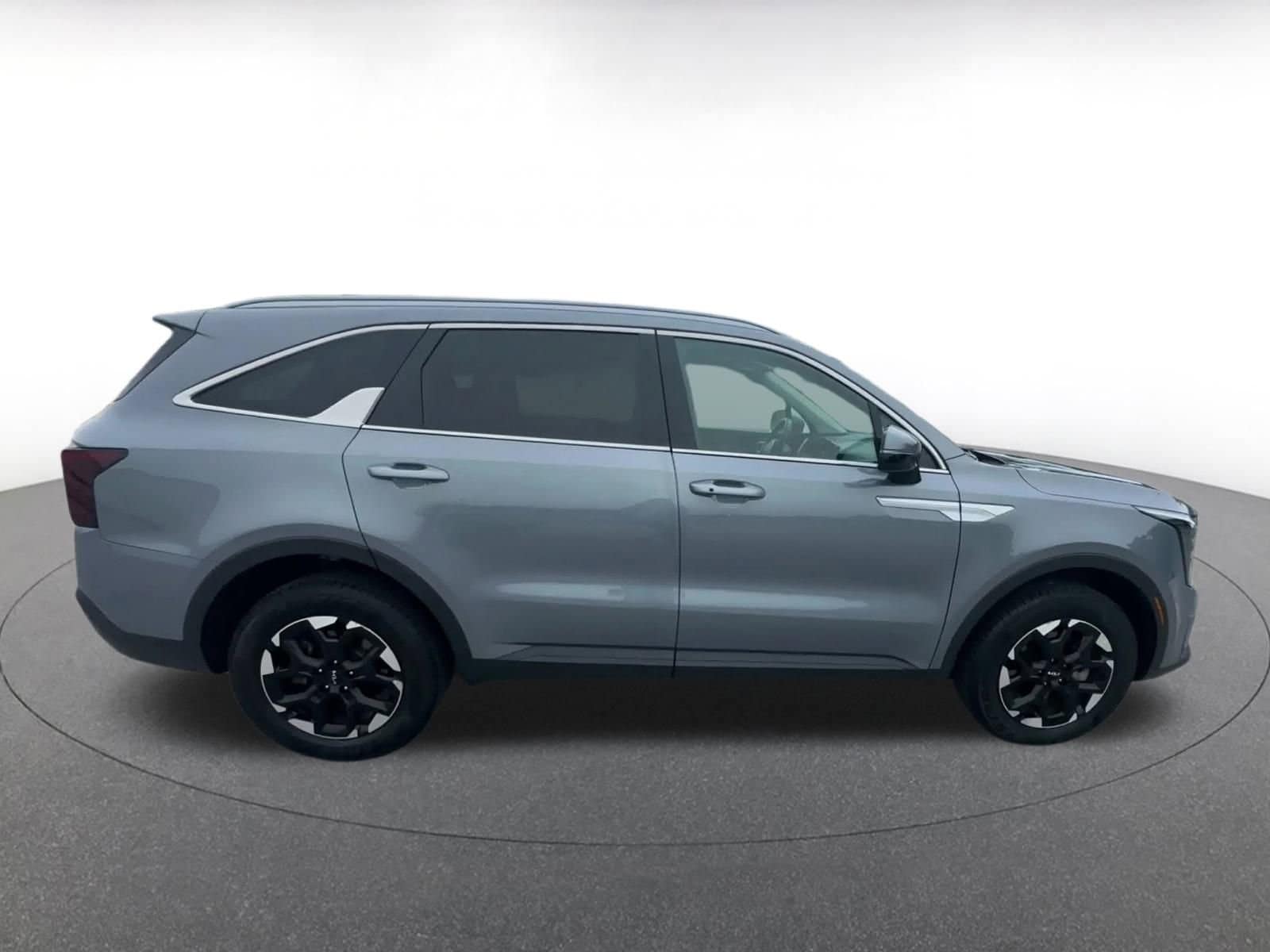 Thumbnail: 2024 Kia Sorento - 16