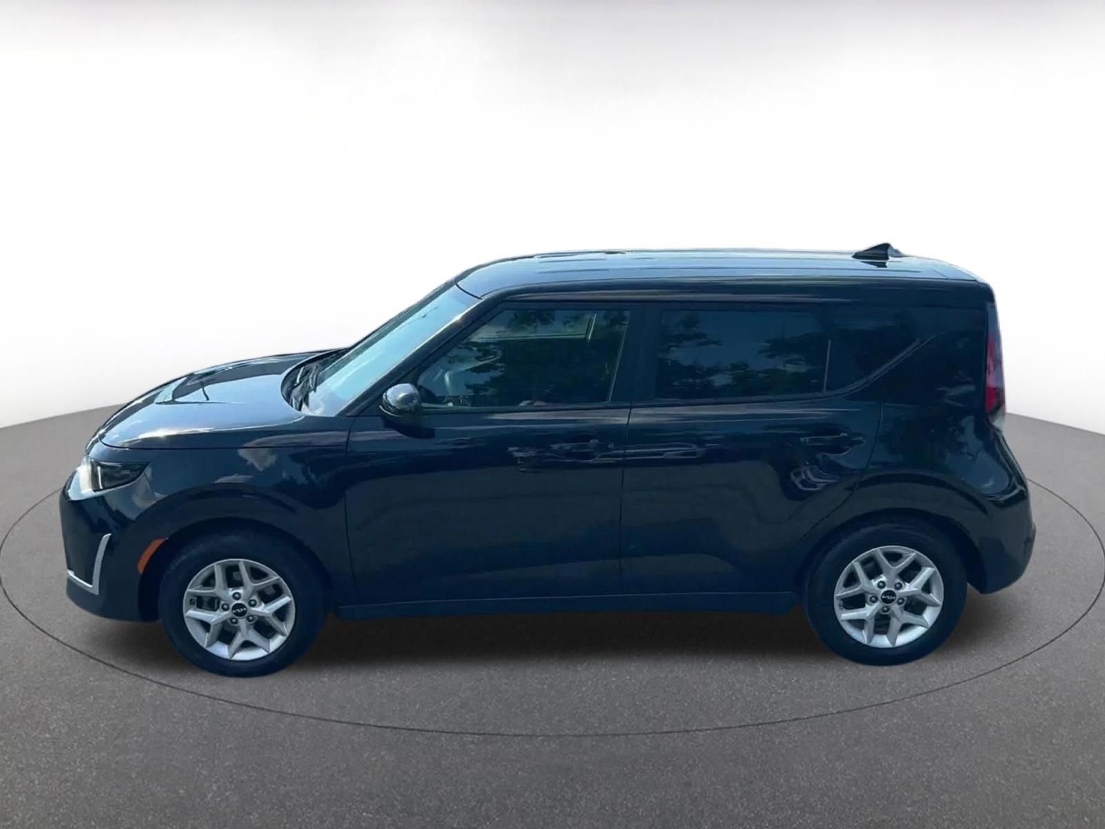 Thumbnail: 2025 Kia Soul - 9