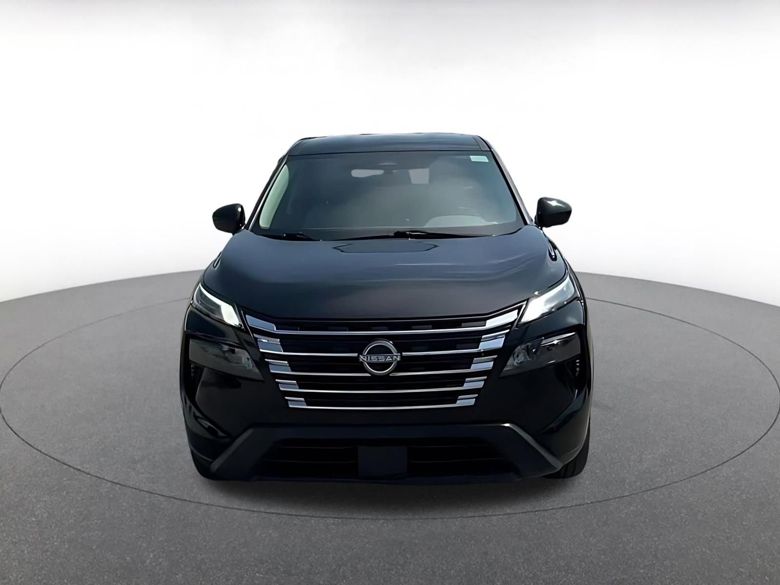 Thumbnail: 2025 Nissan Rogue - 4