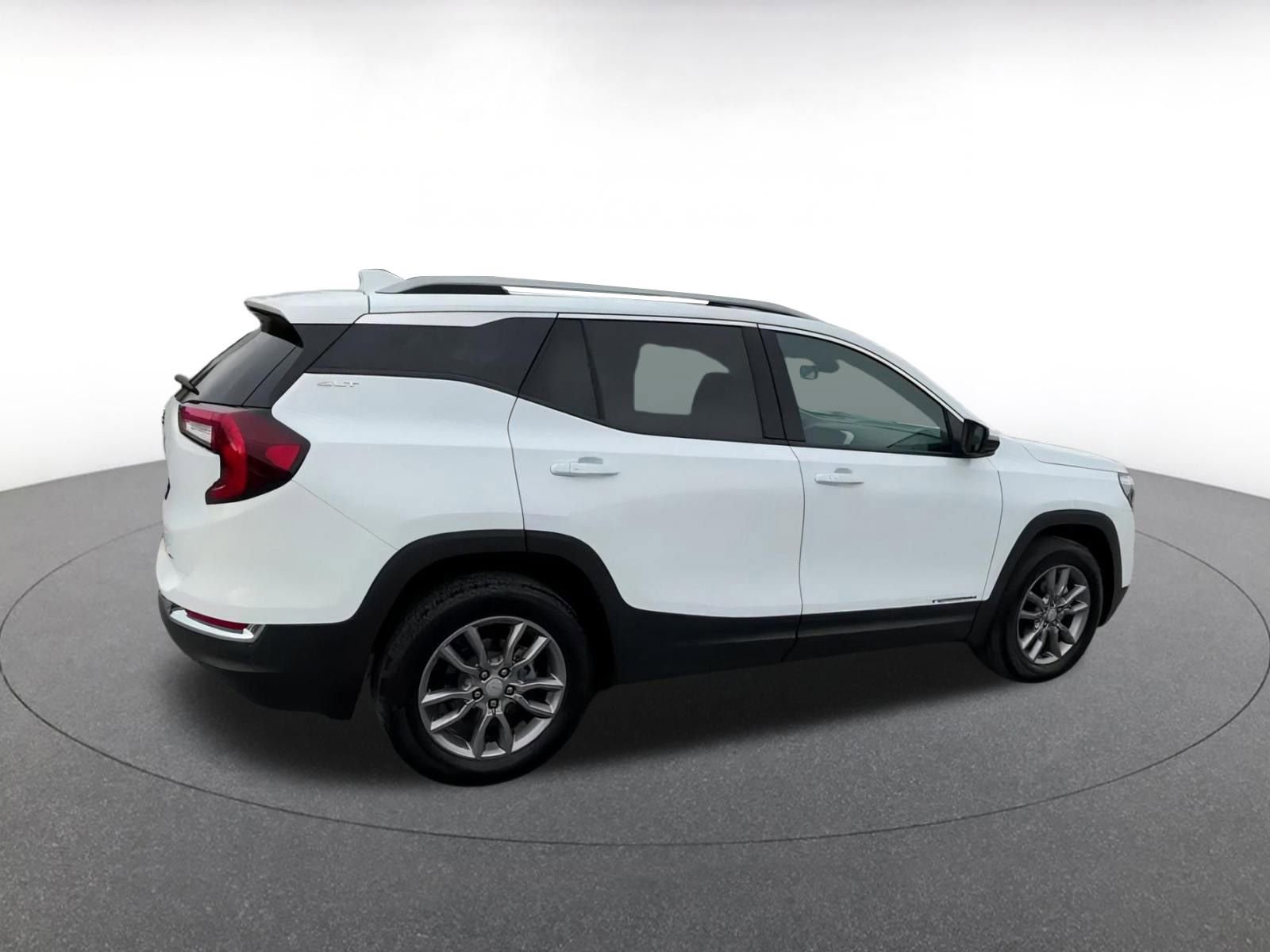 2024 GMC Terrain SLT 15
