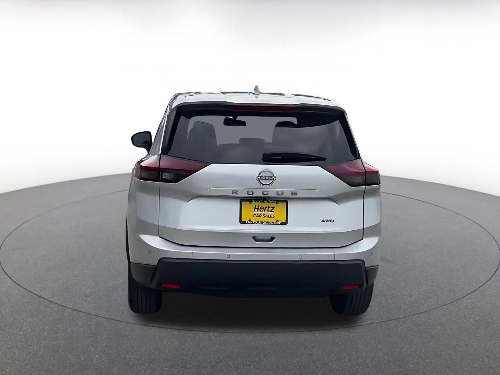 Thumbnail: 2025 Nissan Rogue - 12