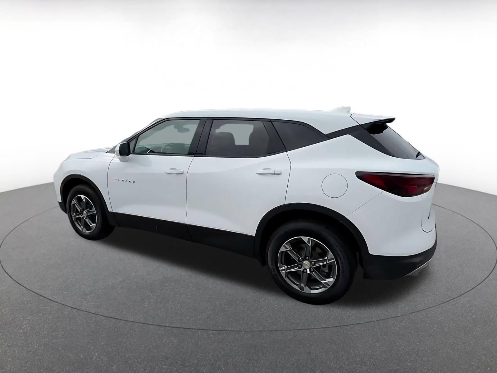Thumbnail: 2026 Chevrolet Blazer - 9