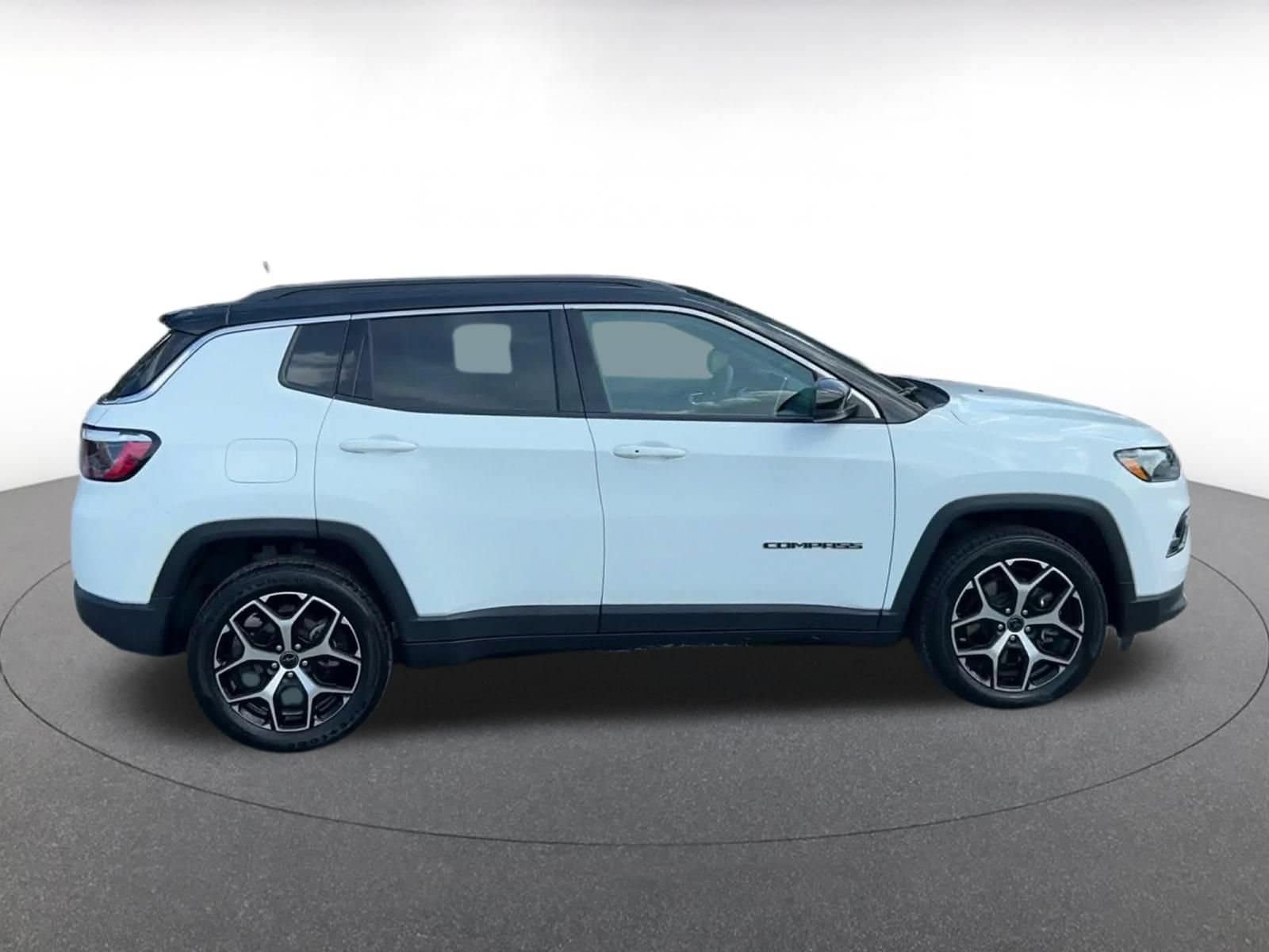 Thumbnail: 2025 Jeep Compass - 13