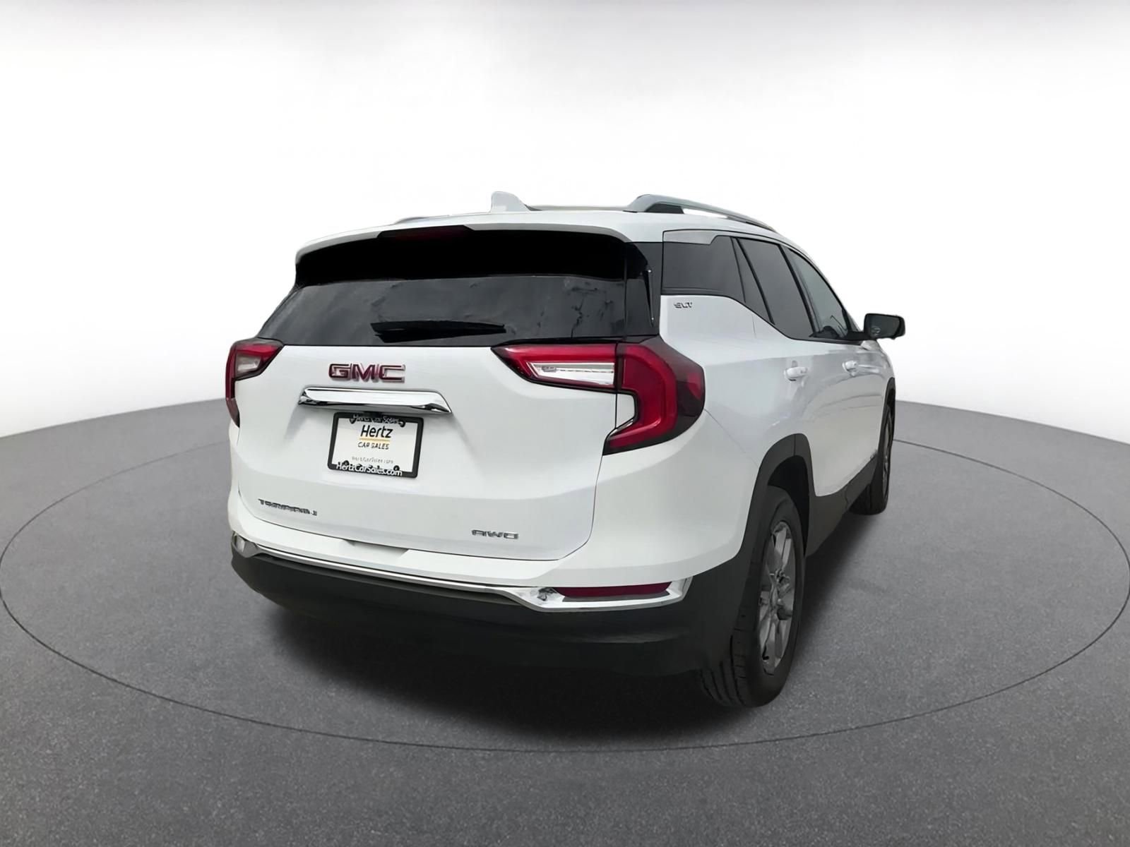 2024 GMC Terrain SLT 13