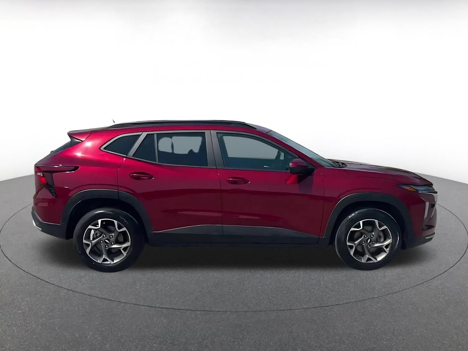 Thumbnail: 2025 Chevrolet Trax - 16
