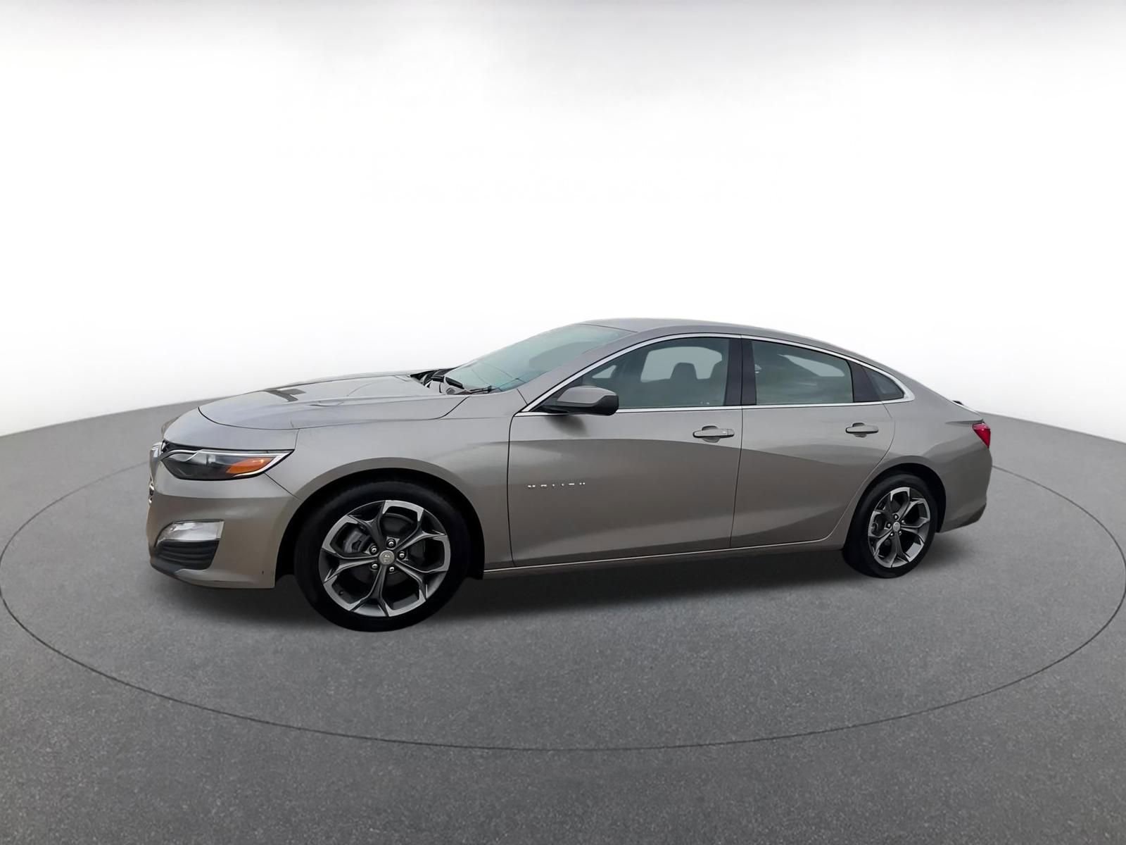Thumbnail: 2023 Chevrolet Malibu - 7