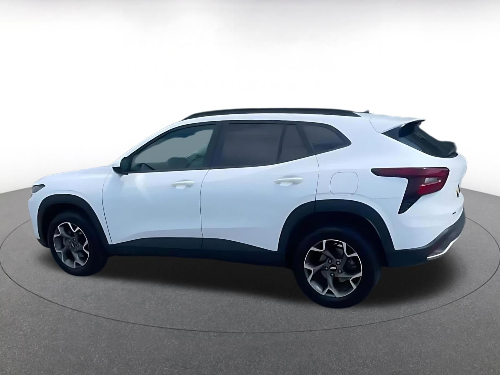 Thumbnail: 2025 Chevrolet Trax - 10