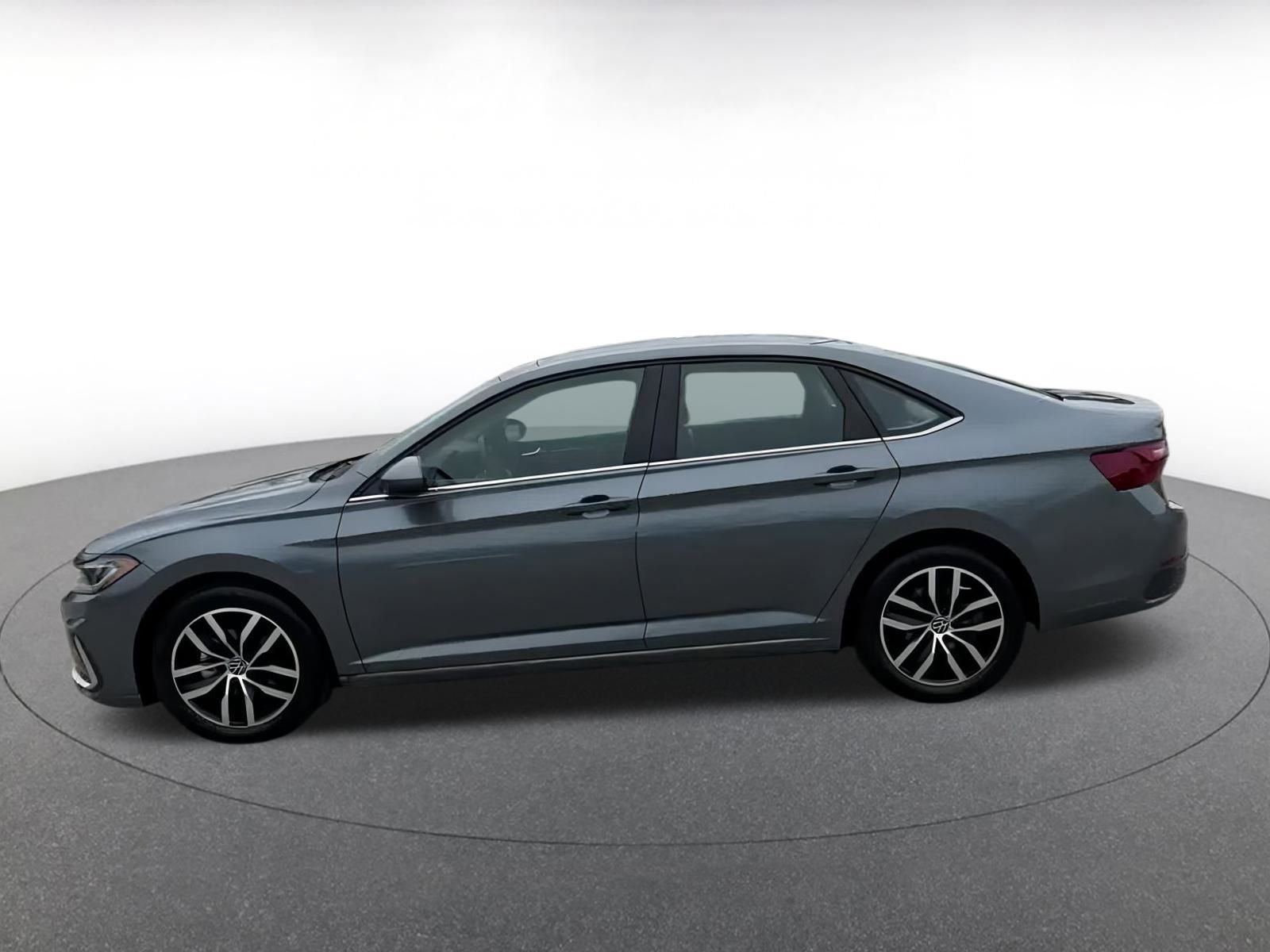 Thumbnail: 2025 Volkswagen Jetta - 10