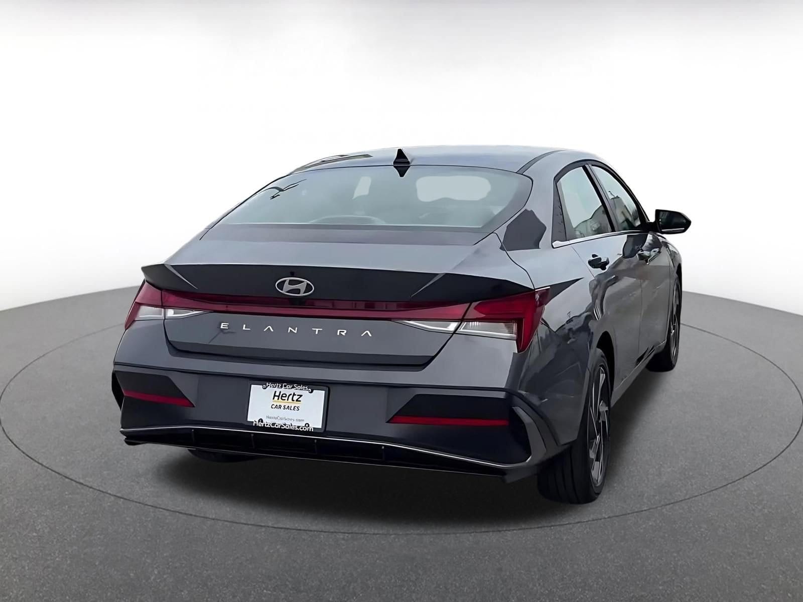 Thumbnail: 2025 Hyundai Elantra - 14