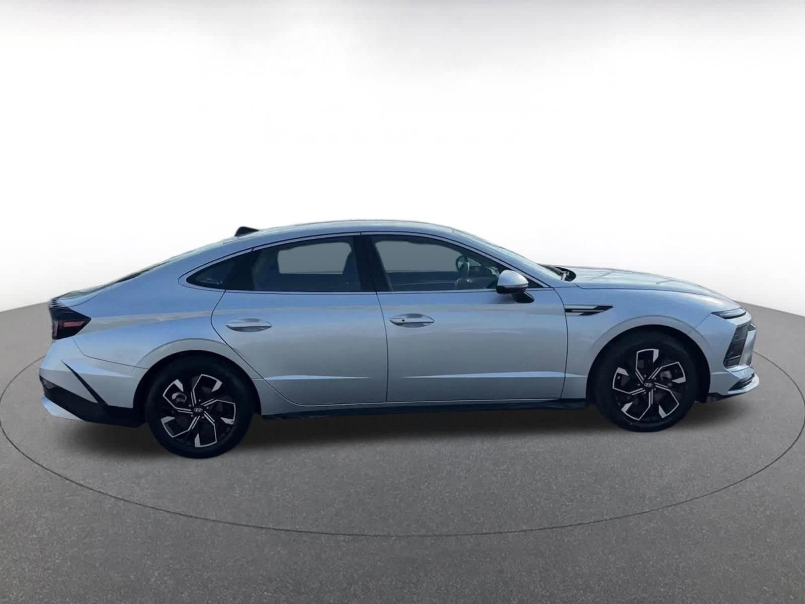 Thumbnail: 2025 Hyundai Sonata - 16